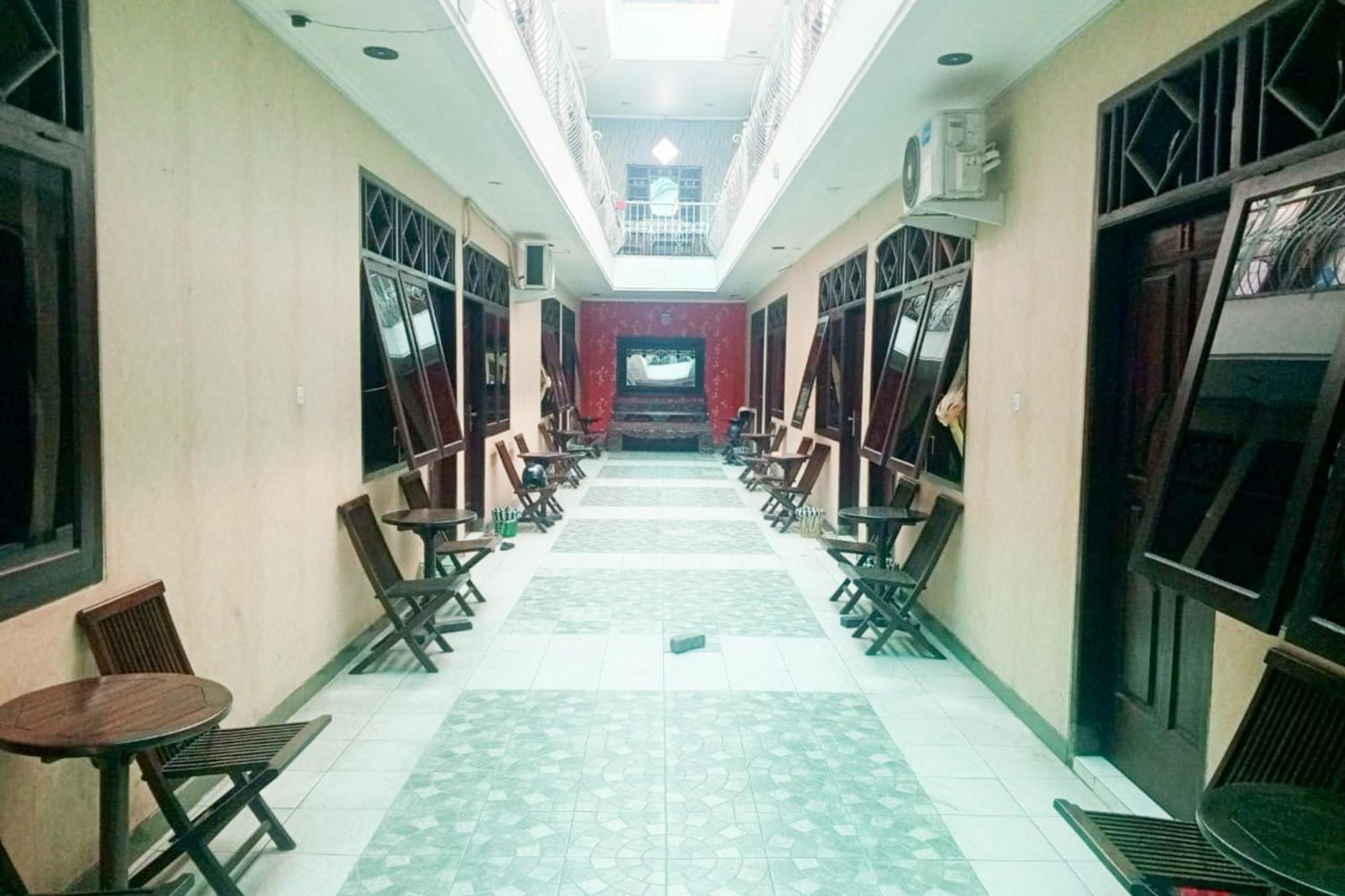 Trihakso Guest House Near Kaliurang Redpartner سليمان المظهر الخارجي الصورة